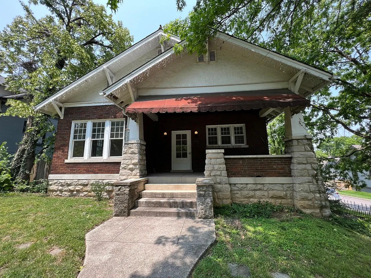 3 bed, 1600 sqft, $3,000 — Photo 2