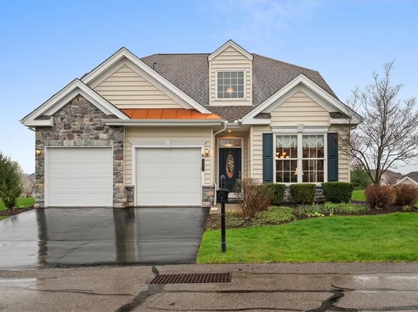 531 Pioneer Ln, Freedom, PA 15042