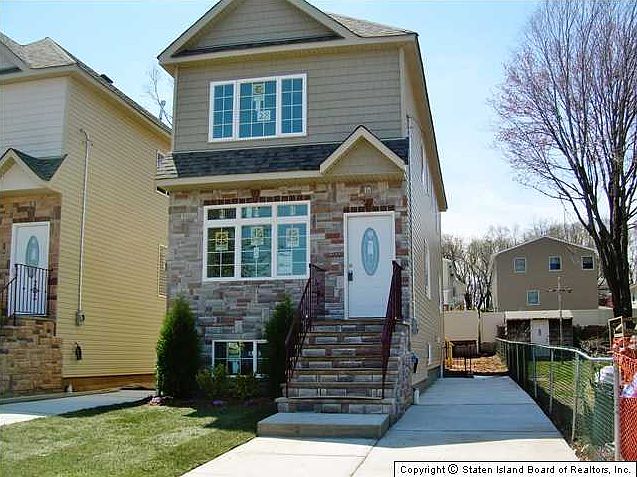 1st image of 28 Wild Ave