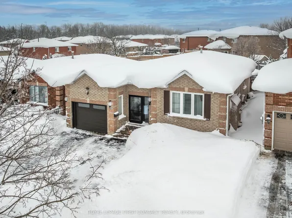 10 Wismer Ave, Barrie, ON L4N 7X8