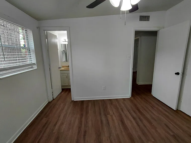 2412 Almond Dr — Photo 12
