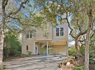 124 N Oak Dr, Surf City, NC 28445