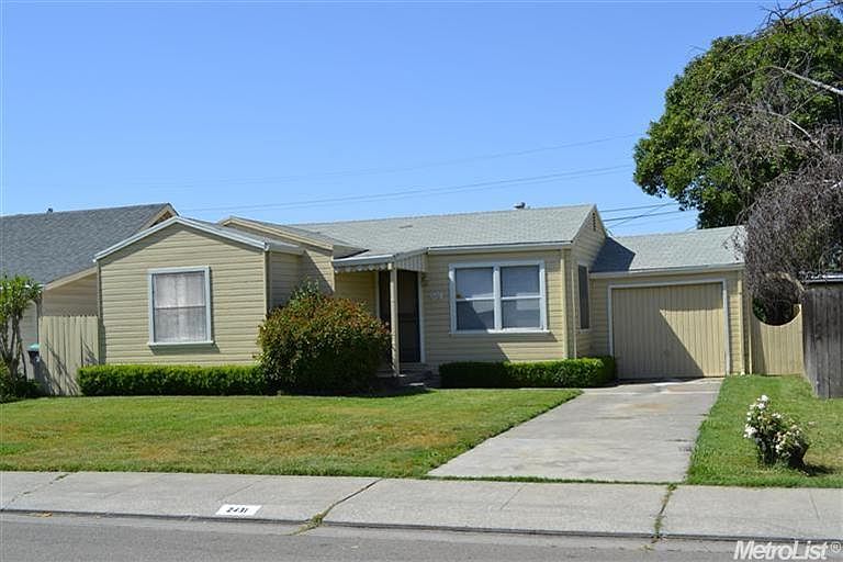1st image of 2431 Bristol Ave