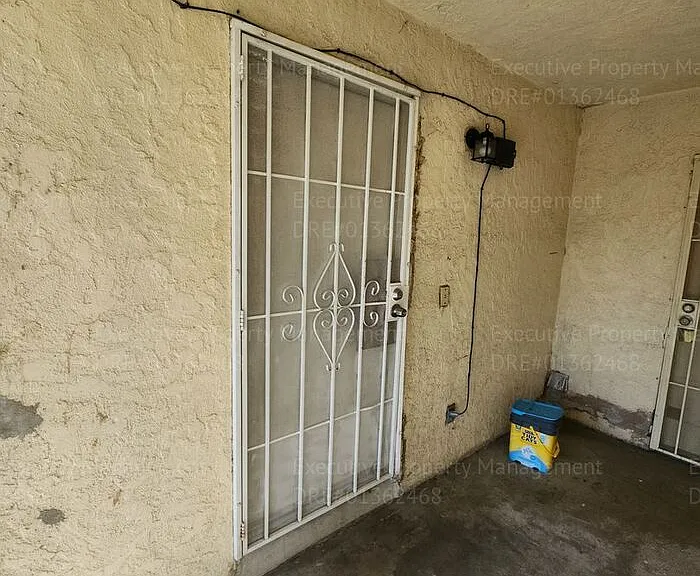 1230 Dolores St #A — Photo 7