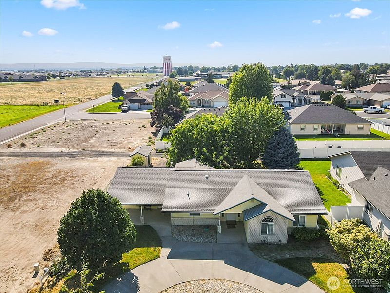 2nd image of 630 S 20th Avenue