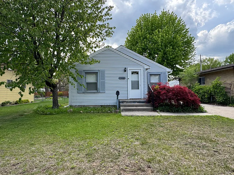 29351 Herbert St — Photo 1