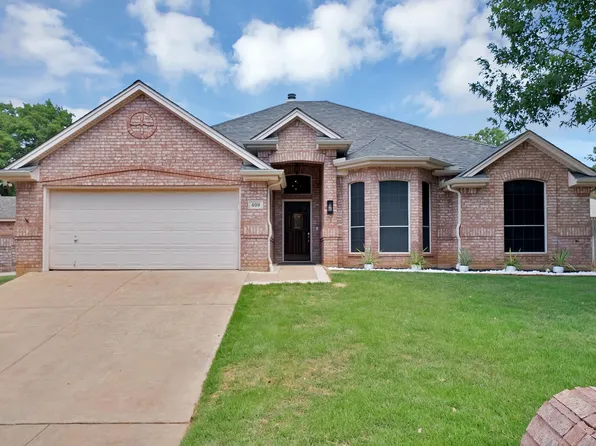 409 Bryce Ln, Arlington, TX 76013