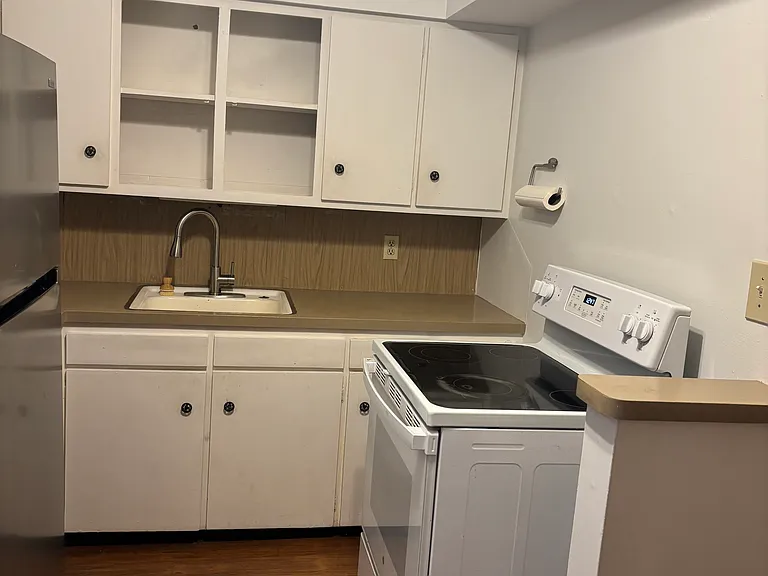825B Eaton St #B — Photo 21