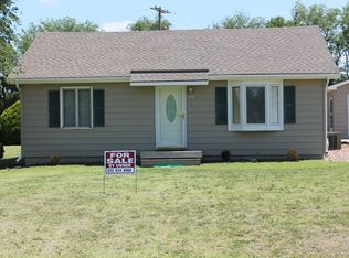 310 W 1st St, La Crosse, KS 67548
