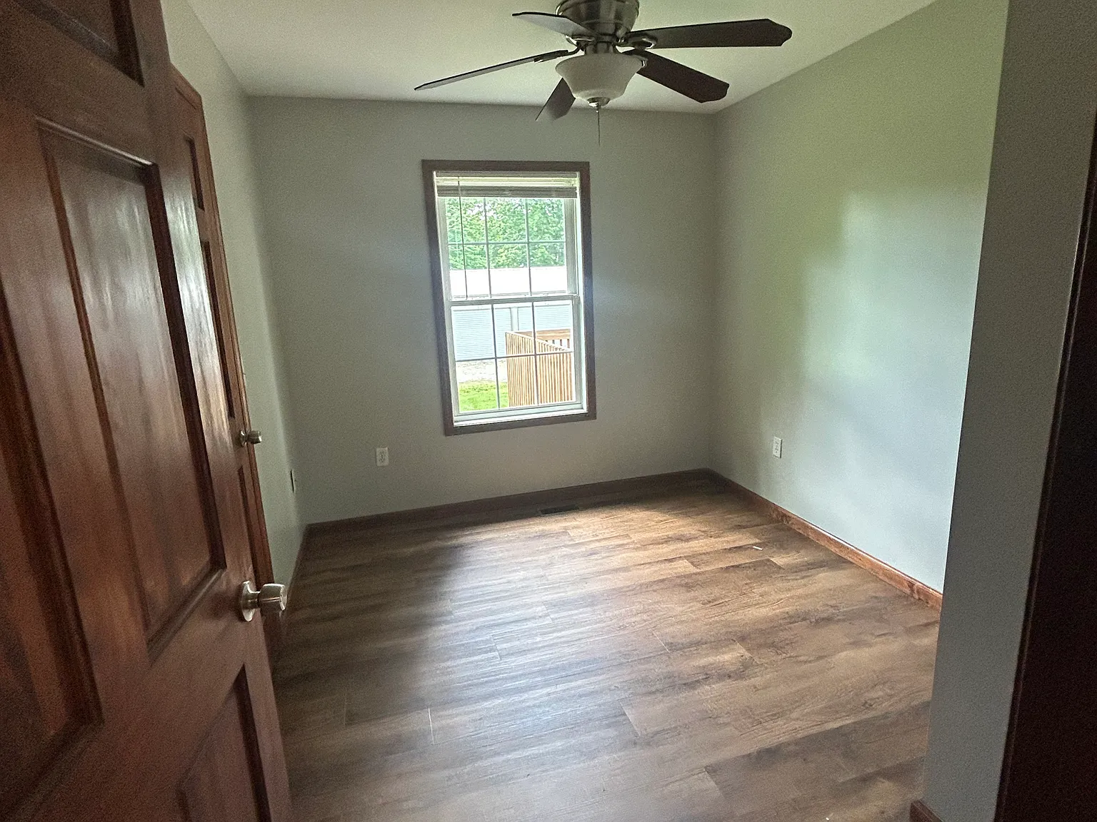 3 bed, 1098 sqft, $1,500 — Photo 4