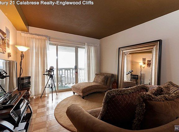 2nd image of 555 North Ave APT 26N
