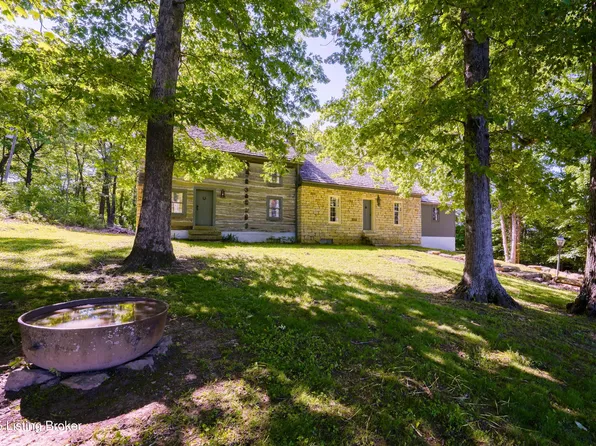 6711 Echo Trl, Louisville, KY 40299