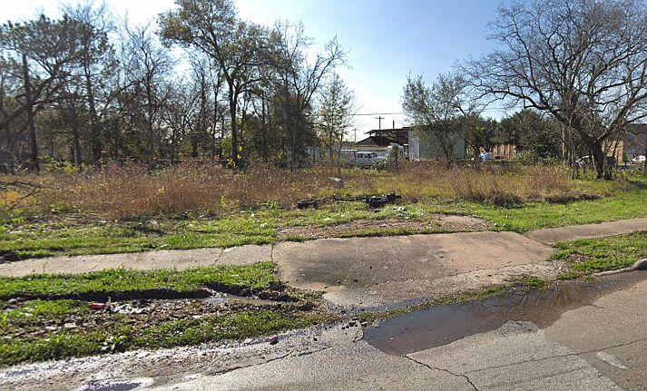 1st image of 4710 Pershing St
