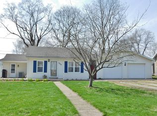 309 N 3rd St, Saint Joseph, IL 61873