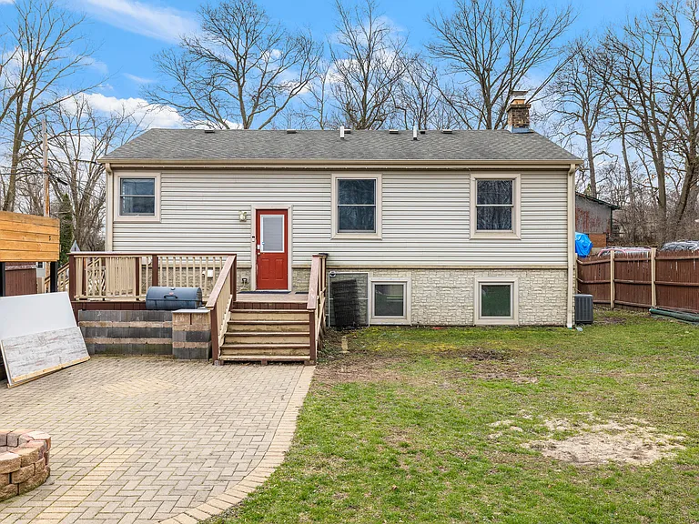 8614 Lakeview Ave — Photo 30