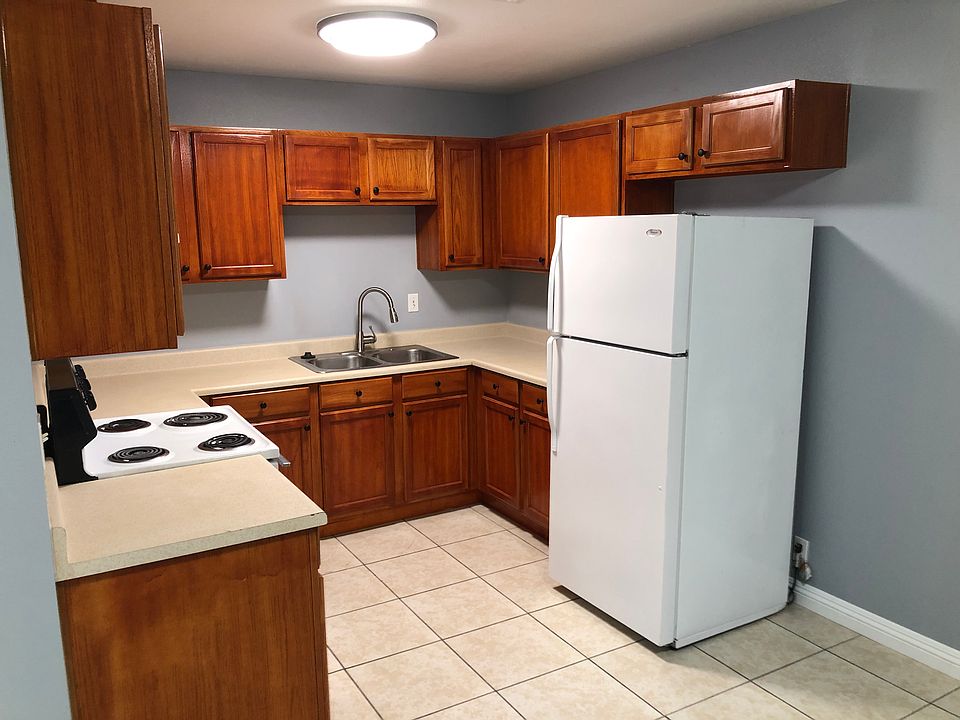 1st image of 1312 E Nelson Ave APT 2