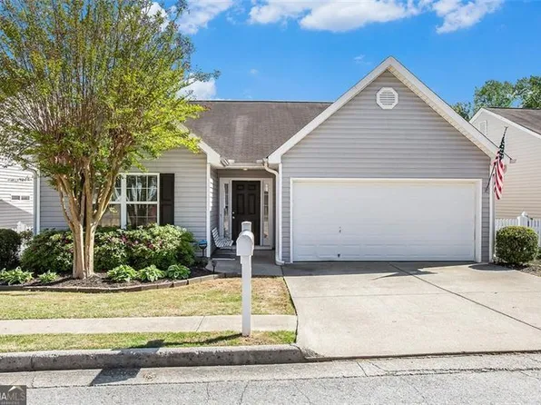 352 Greystone Pkwy, Hiram, GA 30141