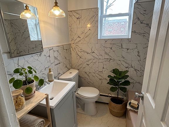 2nd image of 615 Broadway #2A