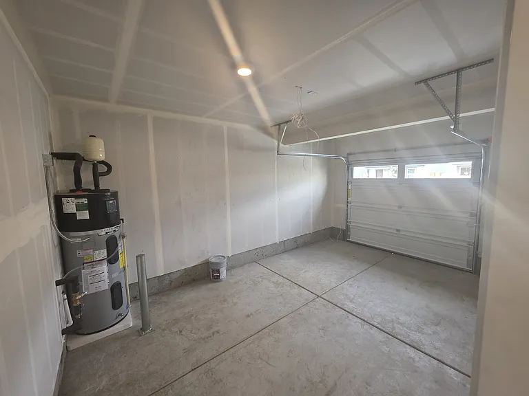 11033 SE 194th Pl — Photo 19