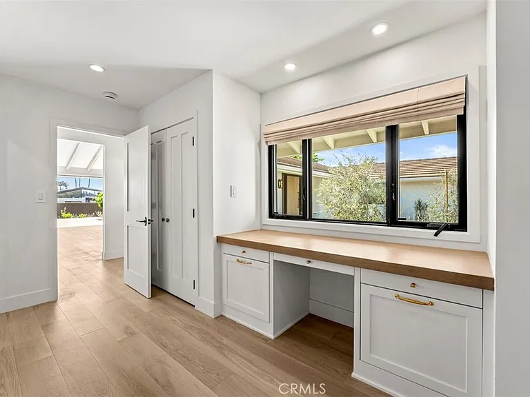 709 Emerald Bay — Photo 23