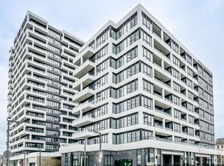 38 Water Walk Dr #817, Markham, ON L3R6M8