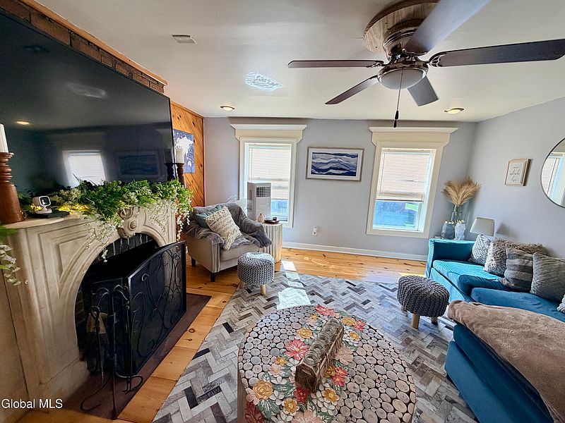 5th image of 80 Hudson Avenue