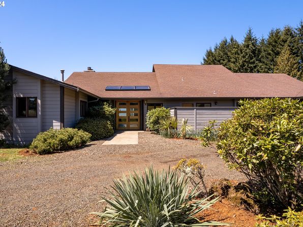 1488 Red Hill Rd, Oakland, OR 97462