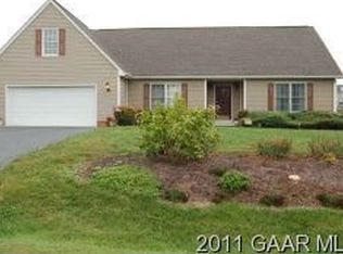 17 Lambeth Ct, Fishersville, VA 22939