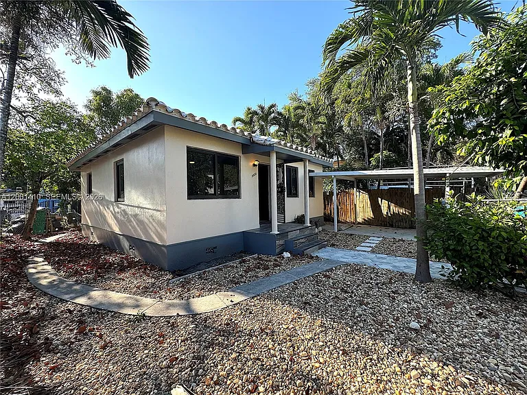 5530 NW Miami Ct — Photo 5