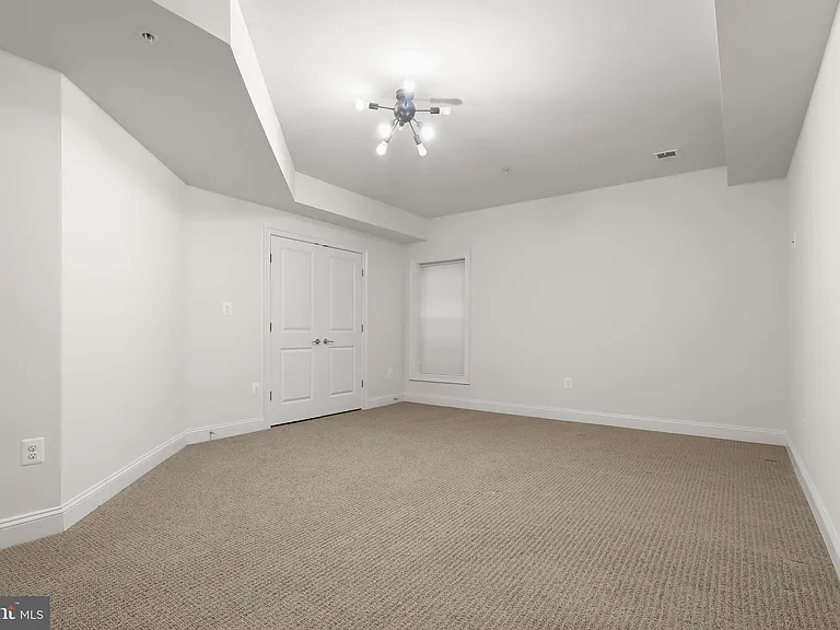 11426 Ellington St — Photo 43