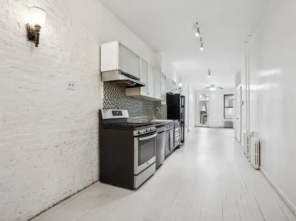 64 4th Place image 8 of 9