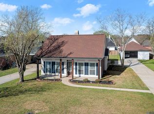 25927 Jefferson Ave, Denham Springs, LA 70726