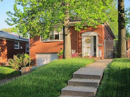 1st image of 138 Benedict Ave