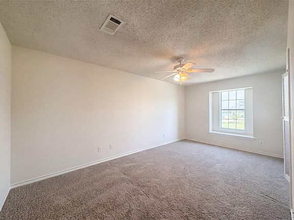 4th image of 13909 Pirates Beach Blvd