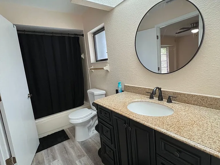 18090 Avonsdale Cir — Photo 23