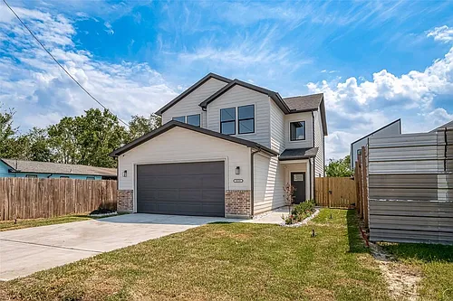 8128 Chateau St Photo 1
