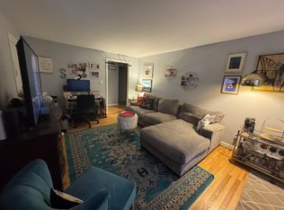 8 Manchester Cir #A-2, West Hartford, CT 06110