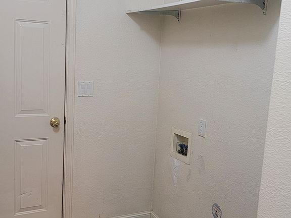 5th image of 116 S Fern St Unit B
