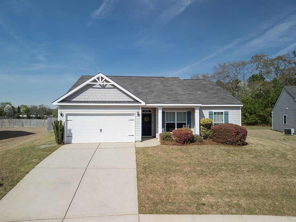 1st image of 512 Fox Haven Dr