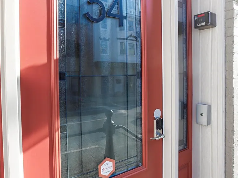 34 W Franklin St #3 — Photo 5