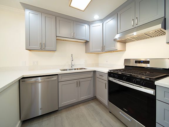 5th image of 2606 Walnut Grove Ave #5