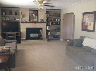183 Plott Dr, Canton, NC 28716