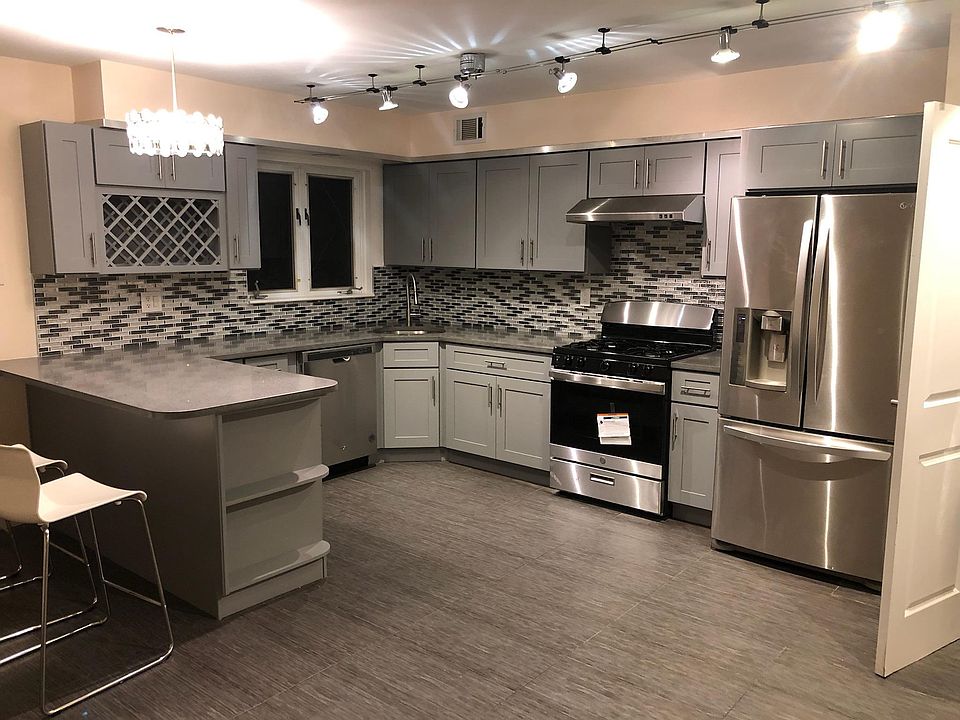 1st image of 2709 Mill Ave APT 2