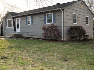 29 Riverdale Rd, Westerly, RI 02891