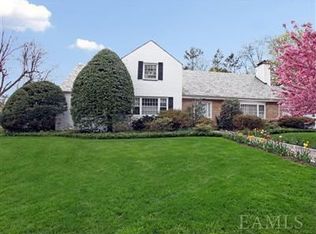 42 Del Rey Dr, Mount Vernon, NY 10552