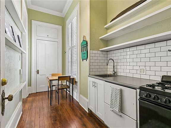 3rd image of 1525 Clio St APT 3