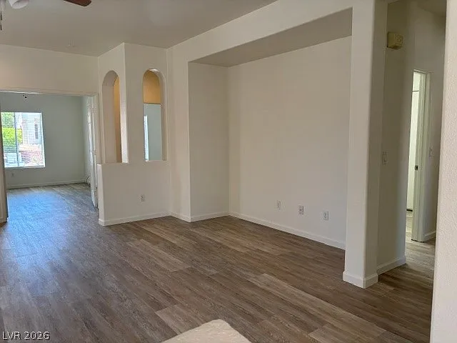 2886 Shimmering Bay St — Photo 7