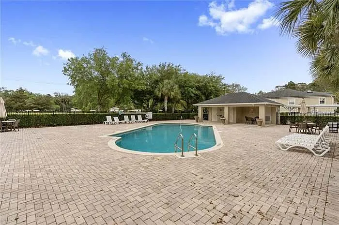 221 Carina Cir — Photo 22
