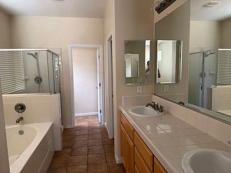 1866 White Sands St — Photo 10
