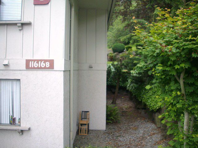 2nd image of 12700 NE 116th St #7-B